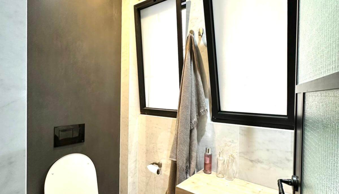 WhatsApp_Image_2025-10-28_at_09.02.10 WhatsApp_Image_2025-10-28_at_09.02.10