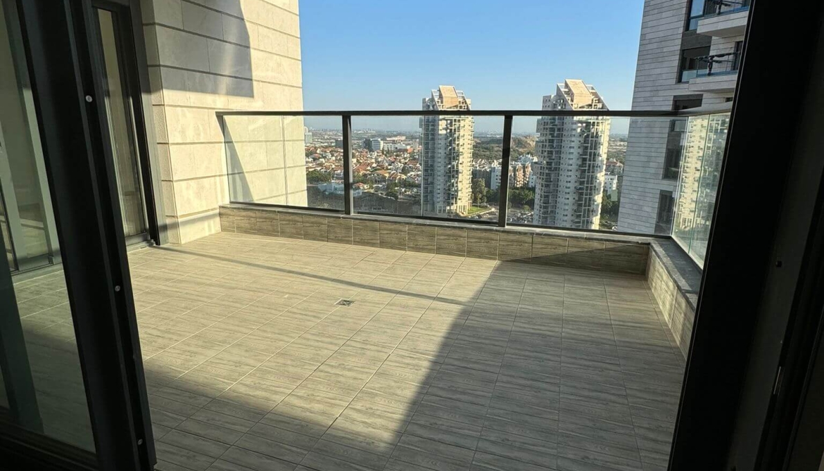 WhatsApp_Image_2025-11-02_at_11.11.44