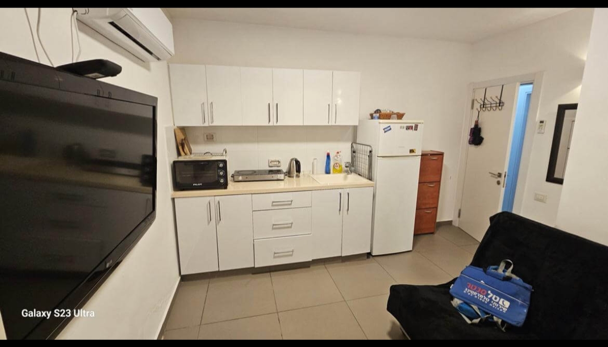 WhatsApp_Image_2025-11-09_at_14.18.00