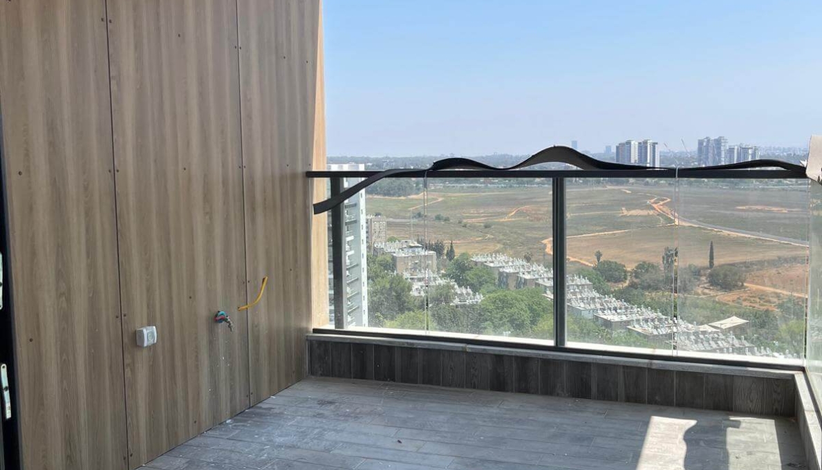 WhatsApp_Image_2025-11-10_at_13.46.57