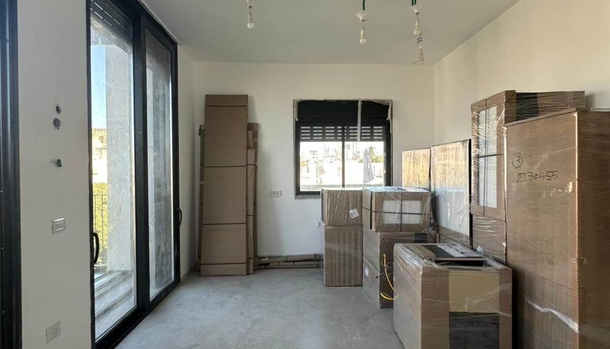 WhatsApp_Image_2025-11-11_at_11.27.47