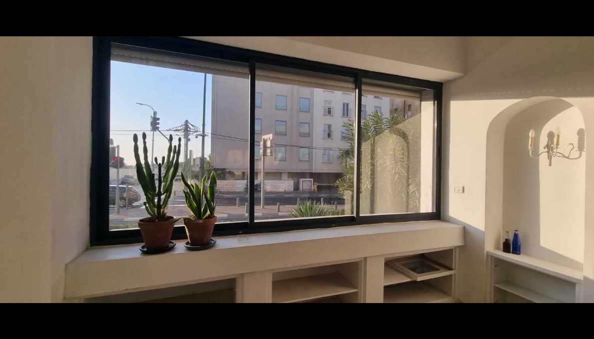 WhatsApp_Image_2025-11-18_at_09.35.48_(1)