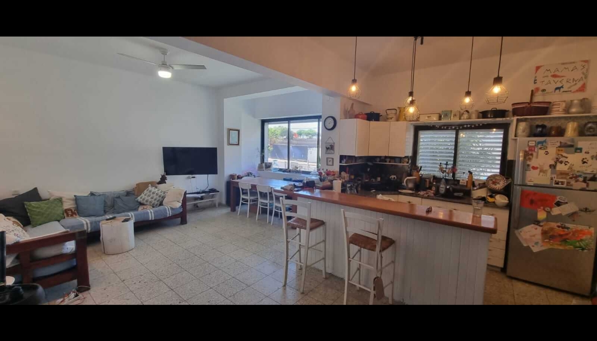 WhatsApp_Image_2025-11-18_at_09.35.50_(1)