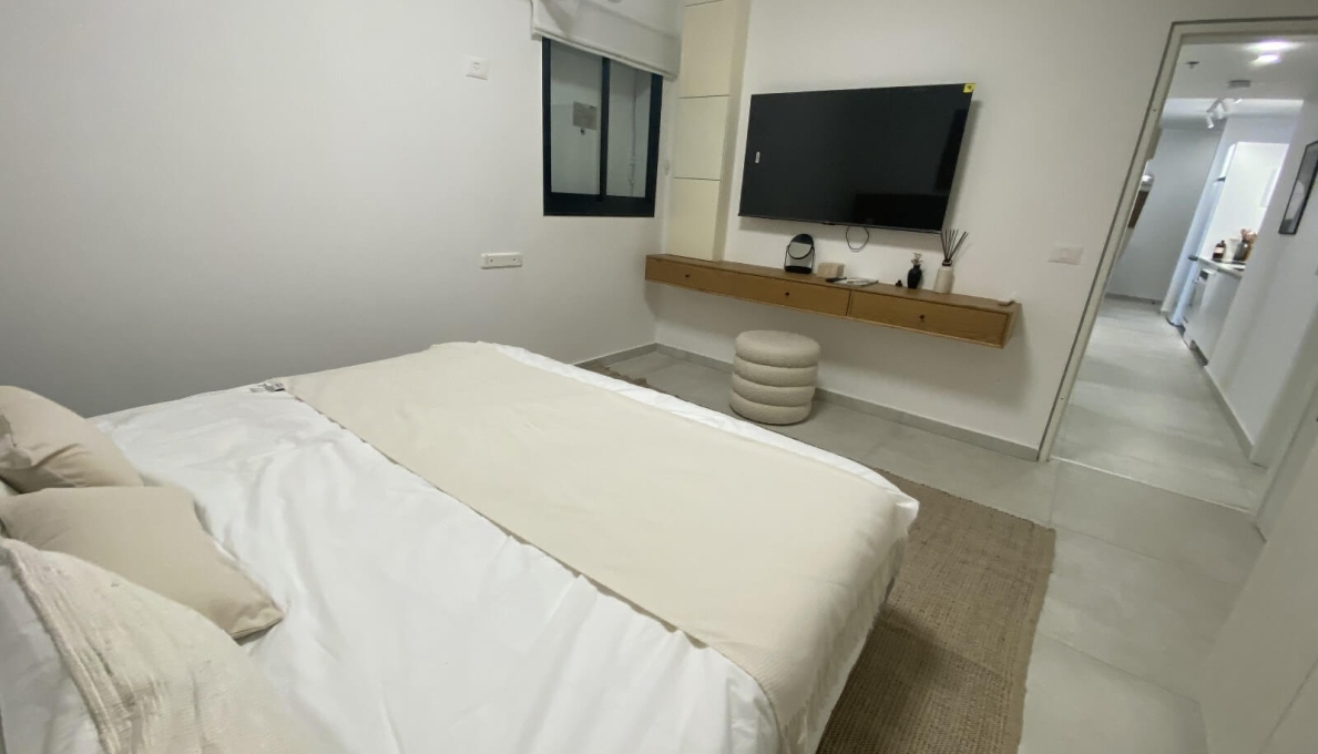 WhatsApp_Image_2025-11-23_at_09.33.52