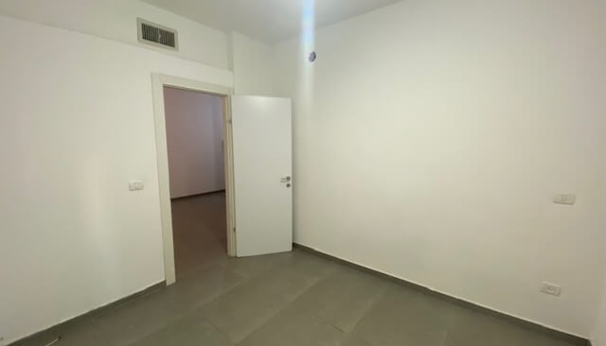 WhatsApp_Image_2025-11-27_at_10.43.11_(2)