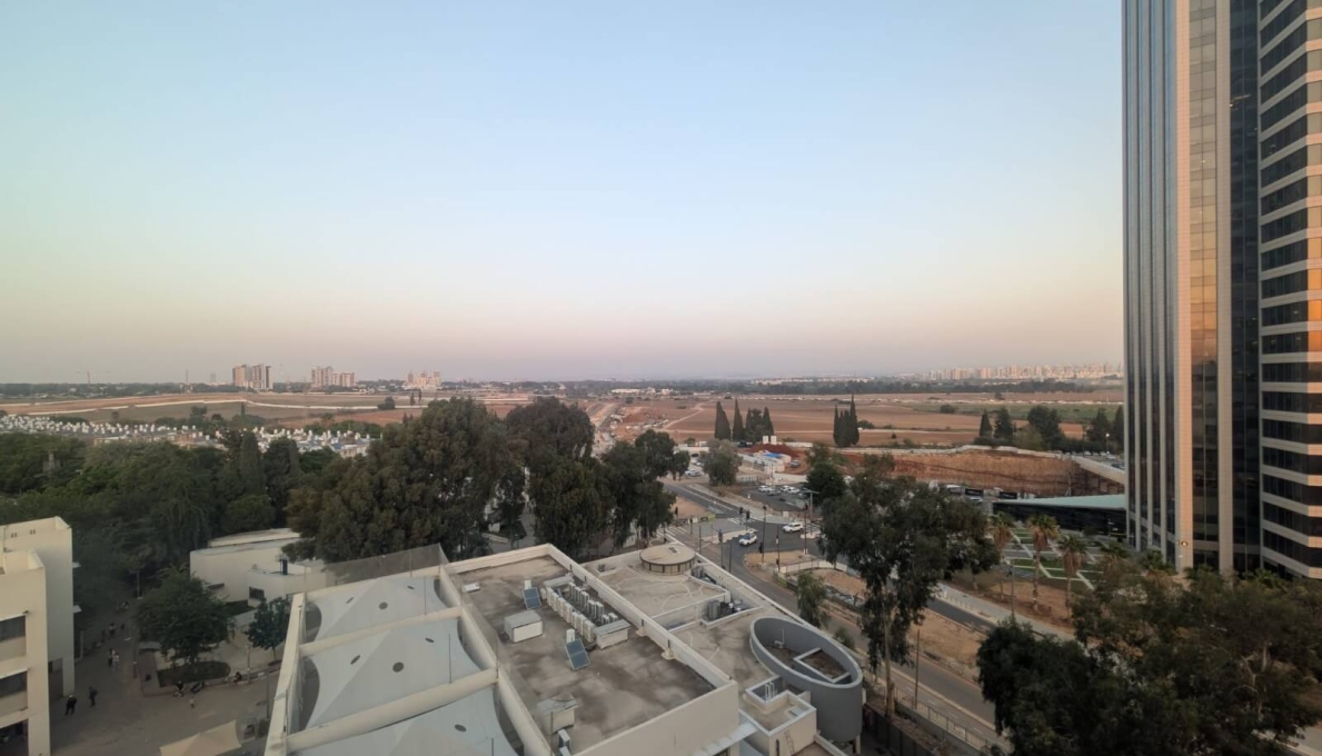 WhatsApp_Image_2025-12-01_at_09.20.35