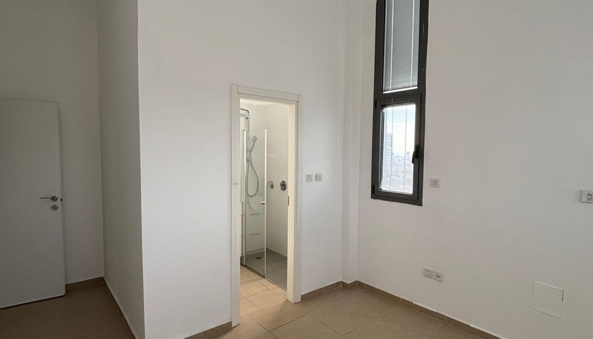 WhatsApp_Image_2025-12-03_at_12.51.28