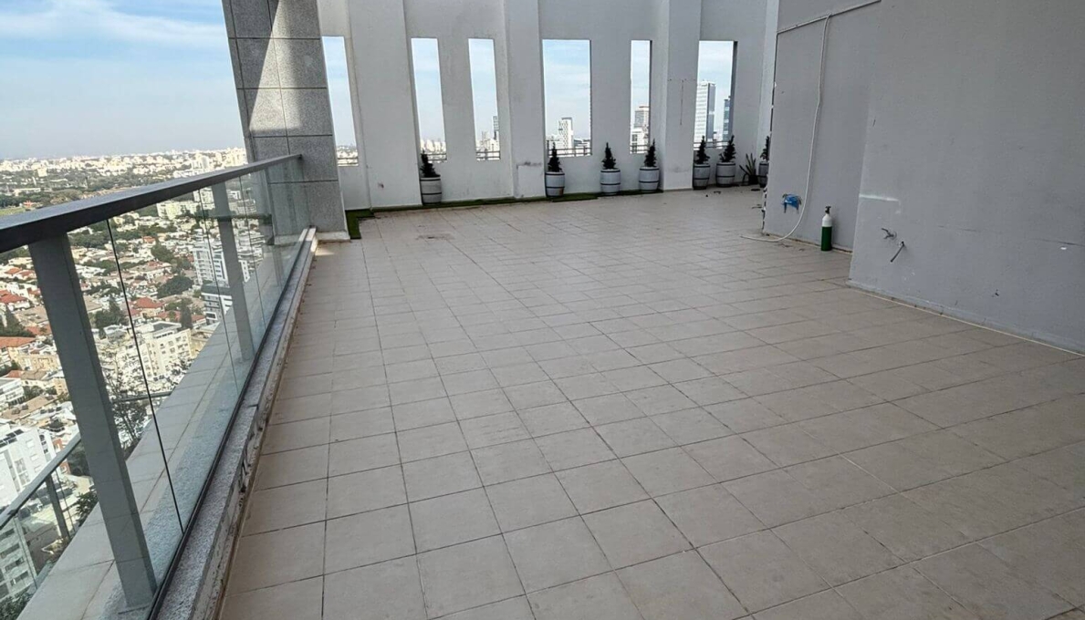 WhatsApp_Image_2025-12-03_at_12.51.36