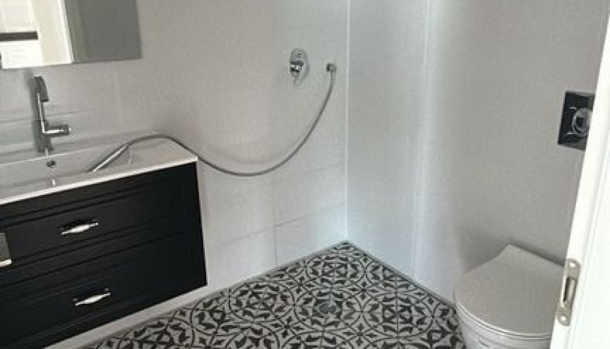 WhatsApp_Image_2025-12-08_at_10.49.07_(1)