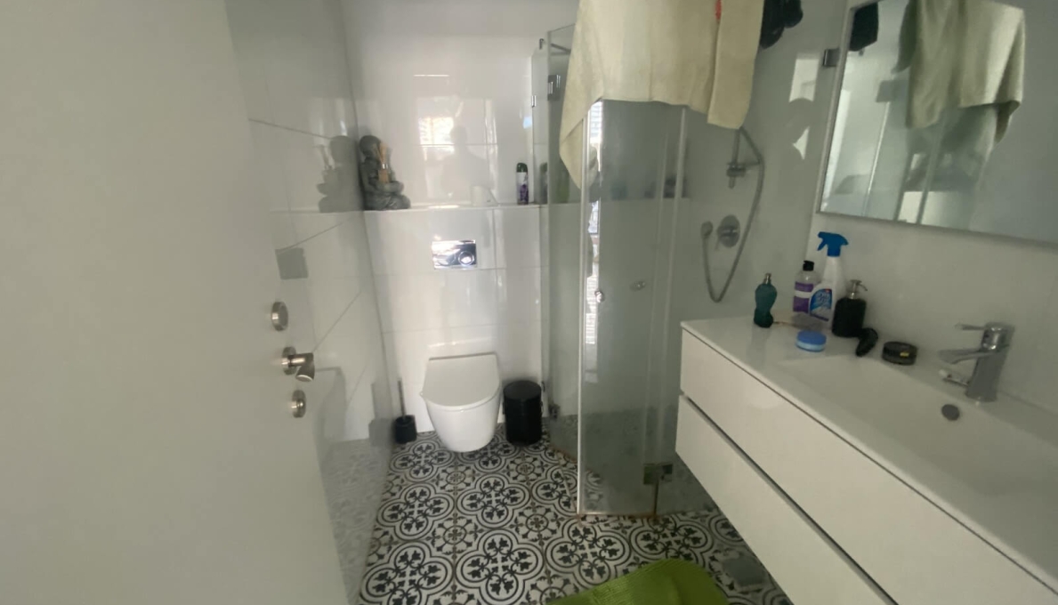 WhatsApp_Image_2025-12-08_at_10.50.41