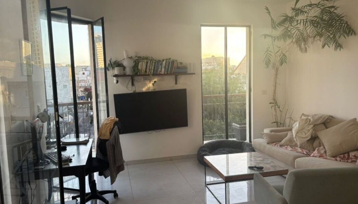 WhatsApp_Image_2025-12-08_at_10.50.41_(1)