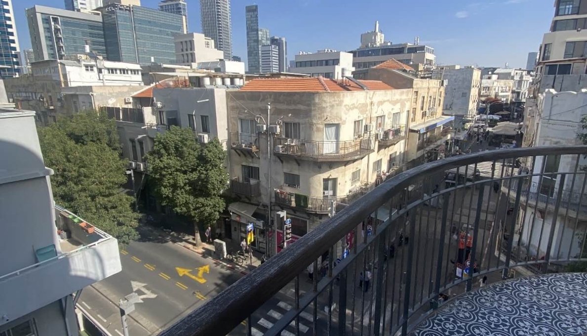 WhatsApp_Image_2025-12-08_at_10.50.42_(1)