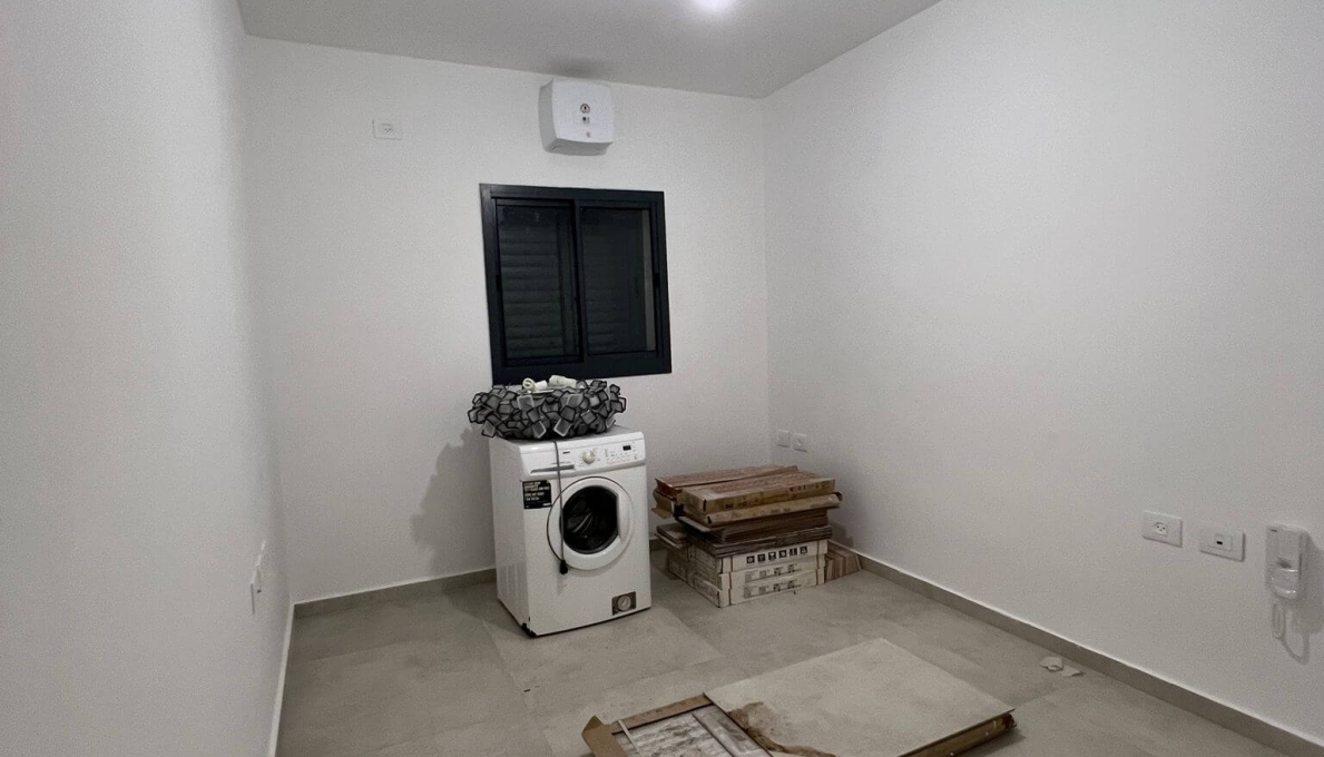 WhatsApp_Image_2025-12-08_at_13.44.49