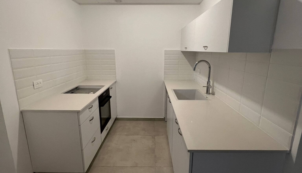 WhatsApp_Image_2025-12-08_at_13.44.49_(2)