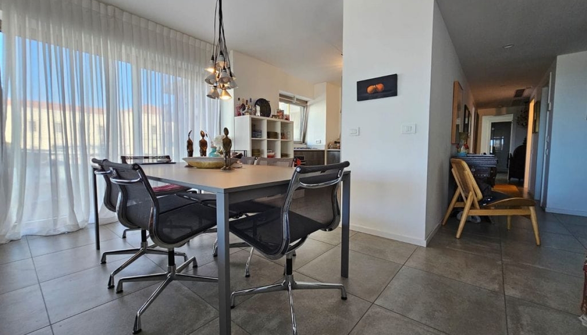 WhatsApp_Image_2026-04-28_at_15.24.46