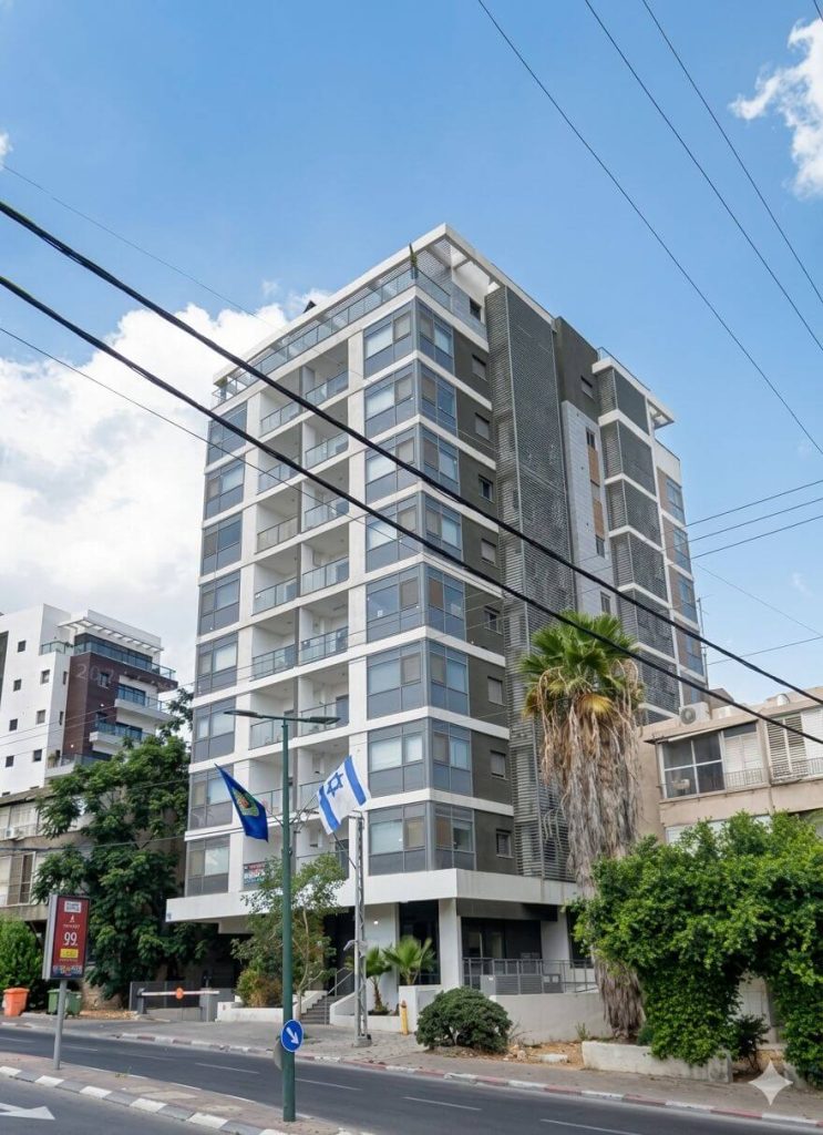 דרך בן גוריון 126, רמת גן