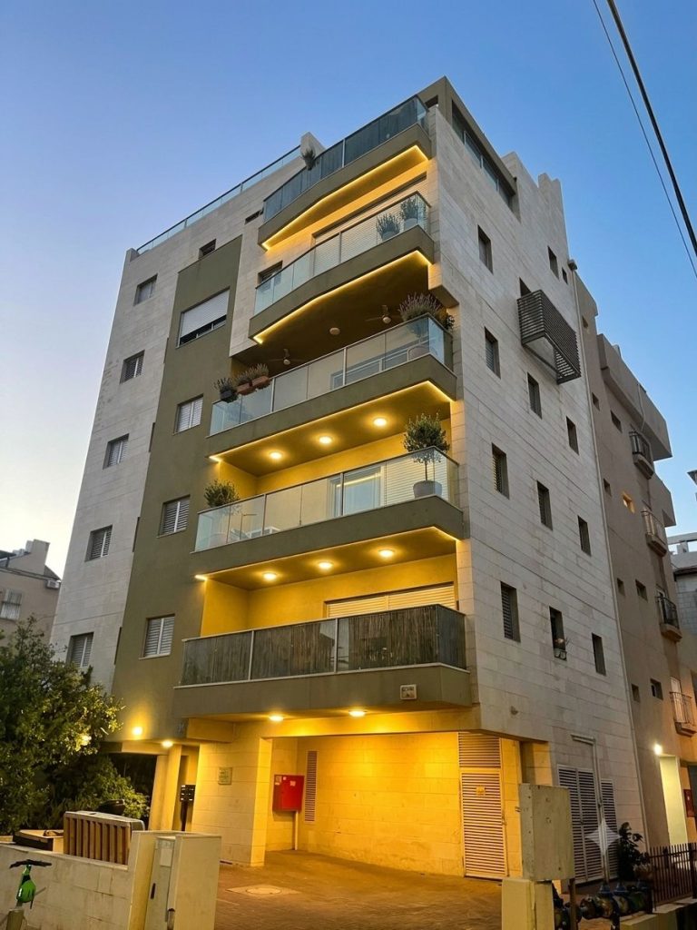 בניין ברמת גן