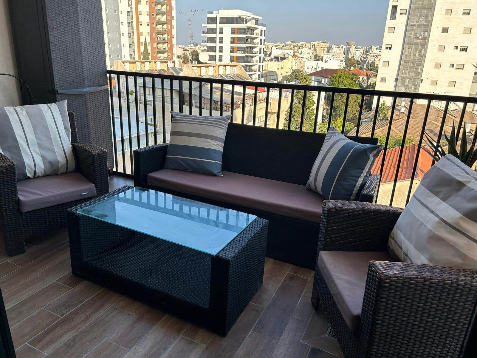 נחמיה תמרי 1, רמת גן